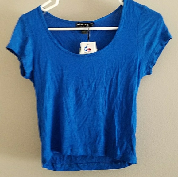 About A Girl Tops - NWT Blue Scoop Neck Crop Top